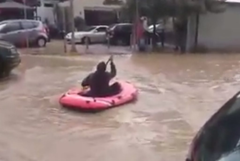 Πάμε για rafting στο… Μπουρνάζι! (VIDEO)