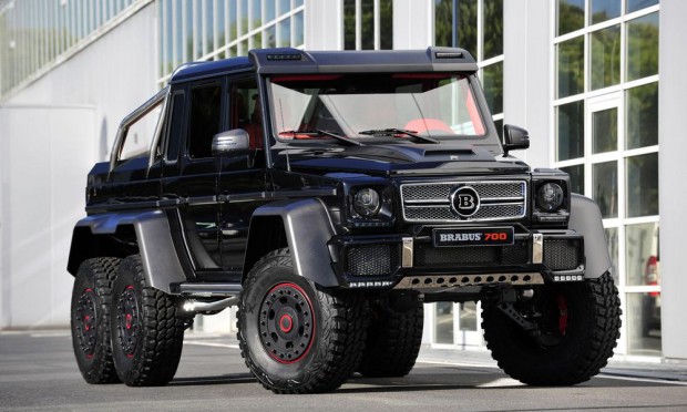 Εξάτροχο θηριώδες SUV με 700 PS από την Brabus