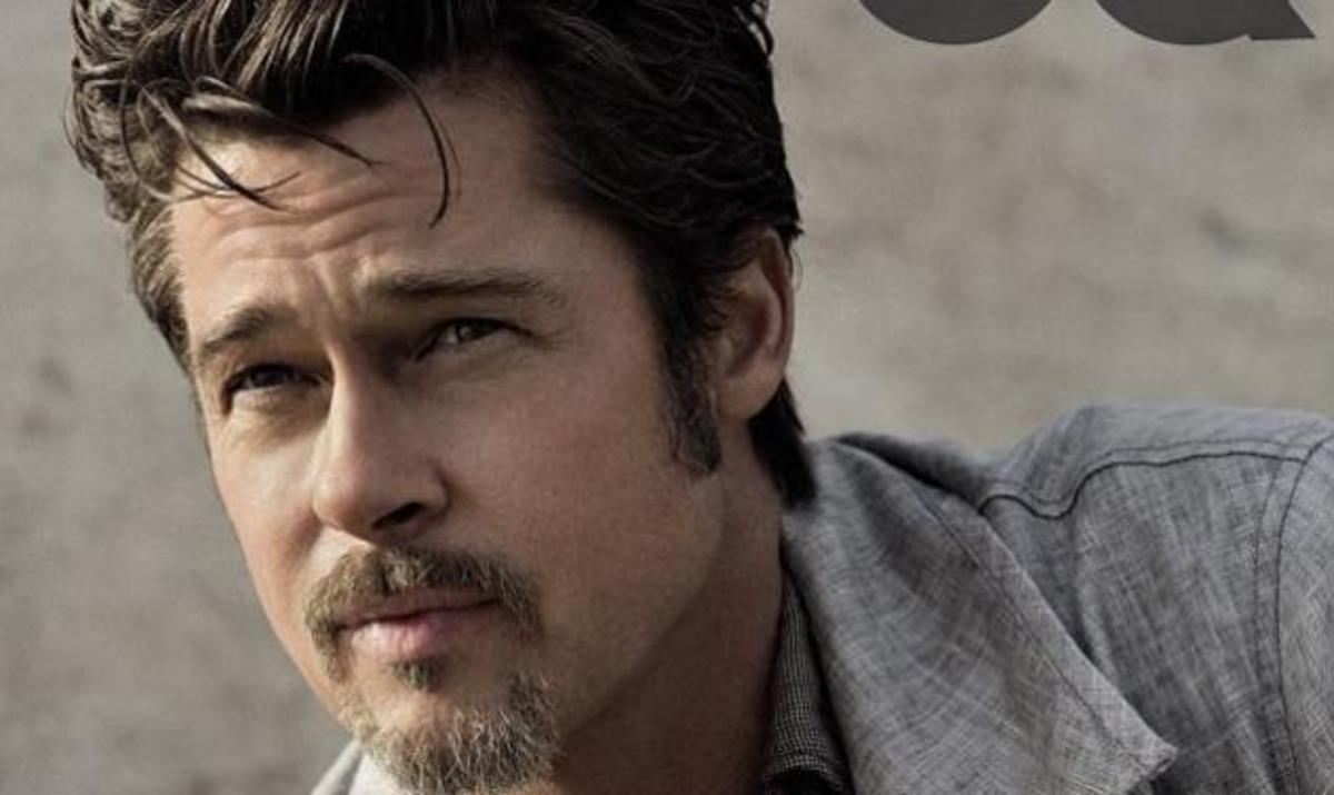 Brad Pitt: Ποζάρει μόνο με το μποξεράκι του σε άγνωστη φωτογραφία του 1989