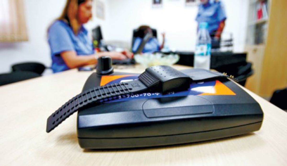 Ηλεκτρονικό βραχιόλι για τους κρατούμενους και στην Ελλάδα – Θα είναι σε κατ’ οίκον περιορισμό – Θα αφορά και ισοβίτες