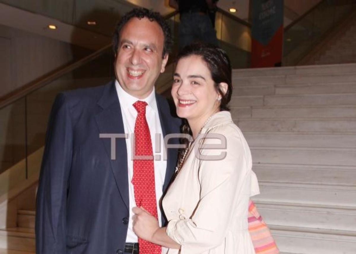 Χρήστος Χωμενίδης – Γωγώ Μπρέμπου: Συζούν στο σπίτι του συγγραφέα!