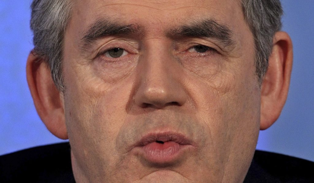 Ο βρετανός πρωθυπουργός με κακοποιούσε!