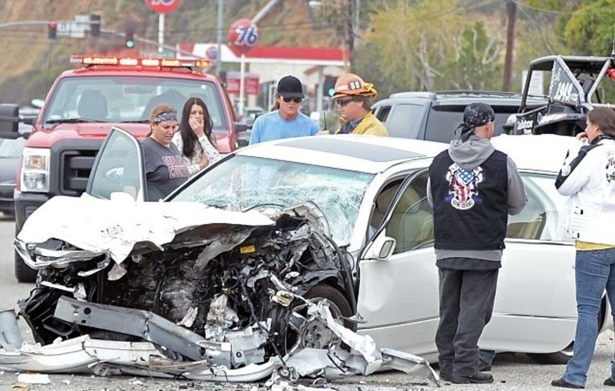 Κατηγορίες για ανθρωποκτονία αντιμετωπίζει ο πατριός της Kim Kardashian