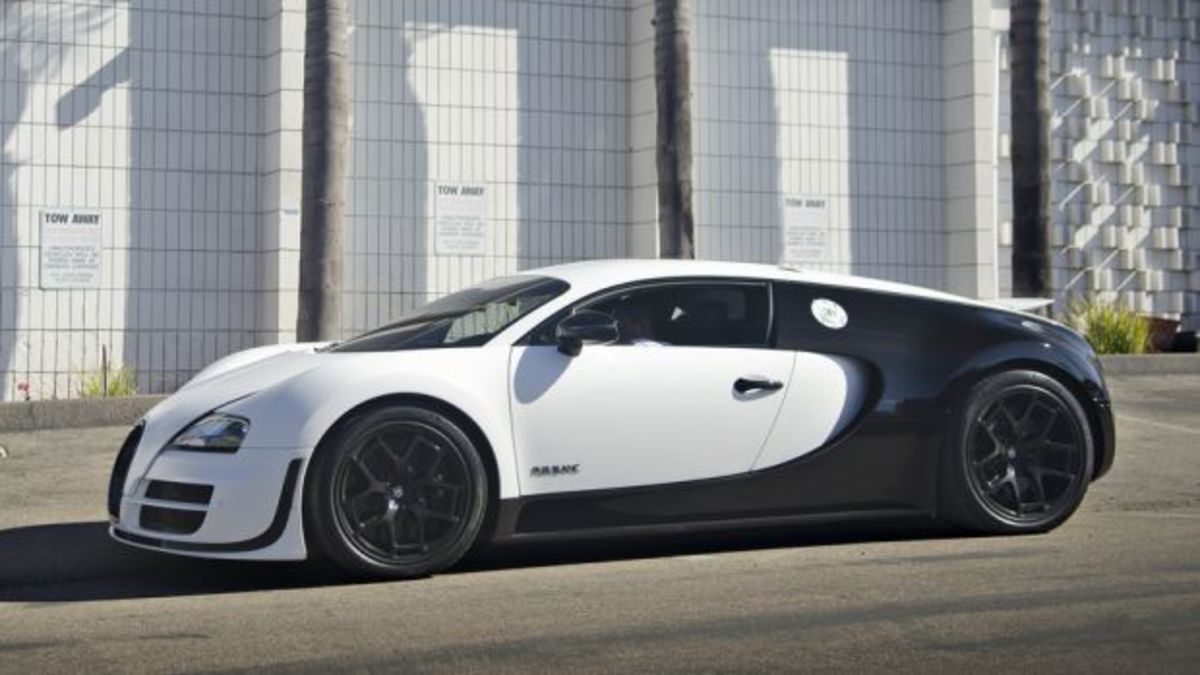 Κάμερα κατέγραψε μια Bugatti Veyron να πηγαίνει με σχεδόν 400 km/h σε δημόσιο δρόμο (VIDEO)