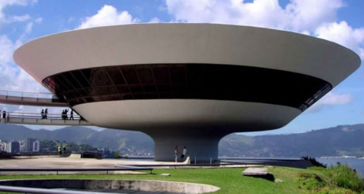 Aυτά είναι τα πιο περίεργα κτήρια που έχετε δει ποτέ (ΒΙΝΤΕΟ)