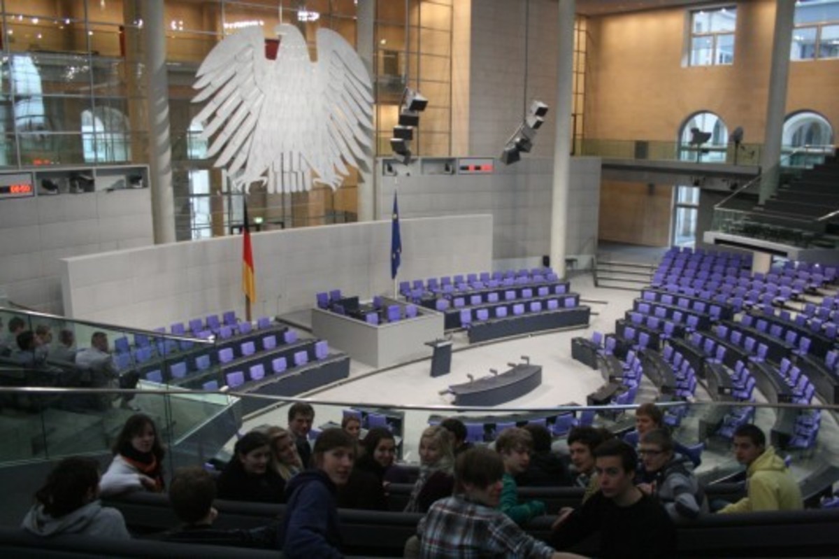 Την Παρασκευή… “κληρώνει” στην γερμανική Βουλή για την παράταση!