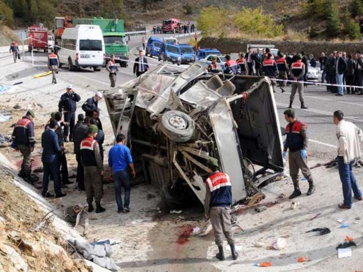 Τραγωδία στην Τουρκία με λεωφορείο που αναποδογύρισε – Τουλάχιστον 17 νεκροί