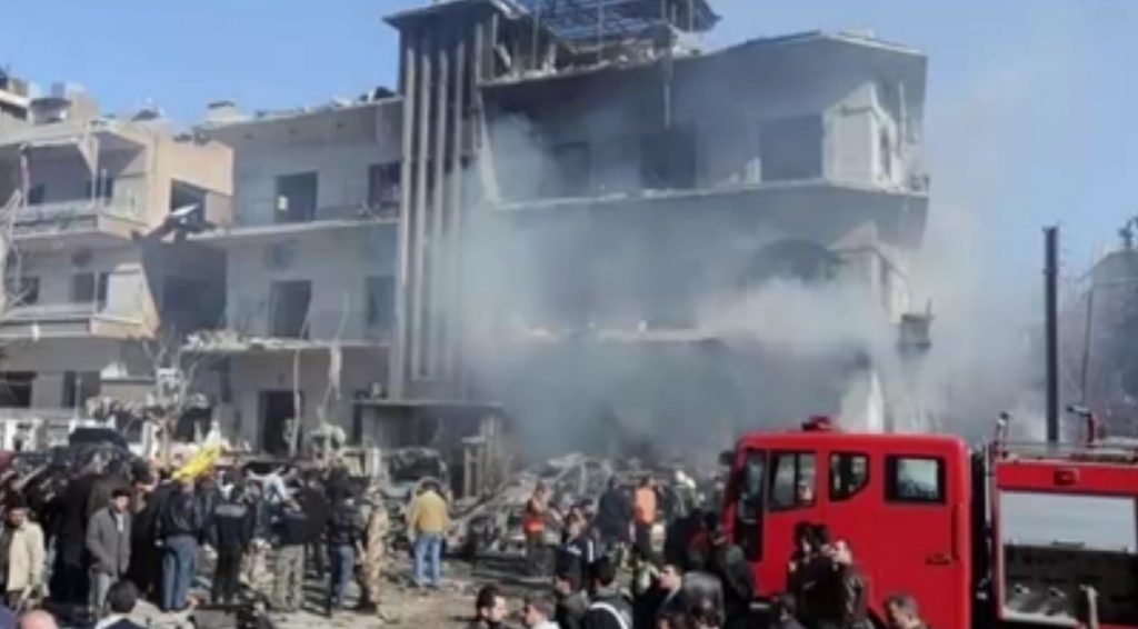 Πανικός από έκρηξη βομβών στο Κάϊρο (ΒΙΝΤΕΟ)