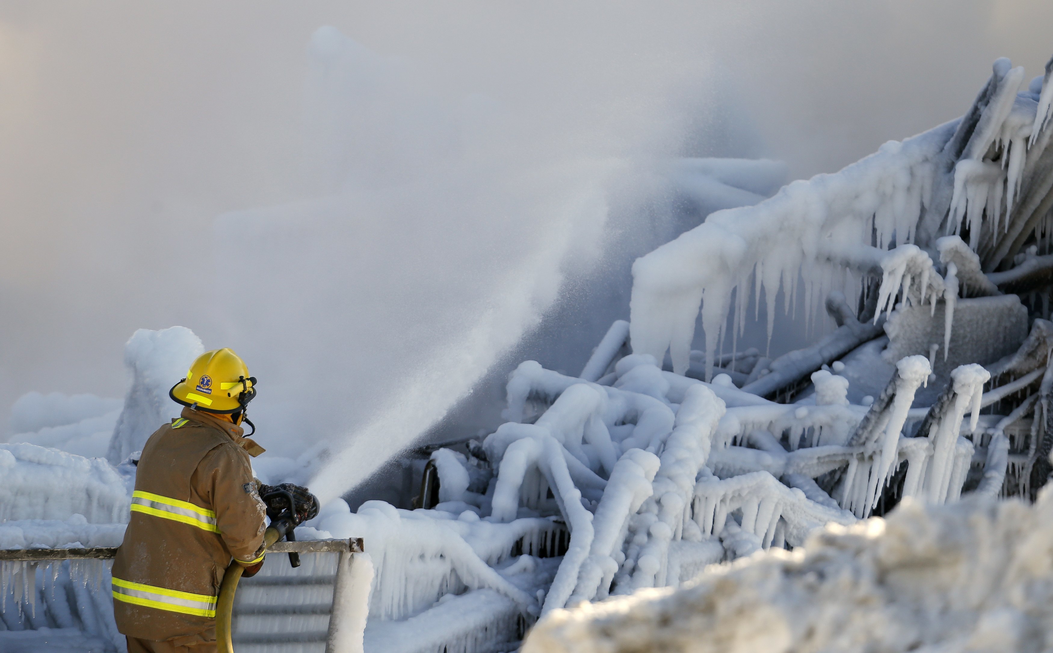 Καναδάς: Αγνοείται η τύχη 30 ηλικιωμένων από φωτιά σε γηροκομείο (ΦΩΤΟ)