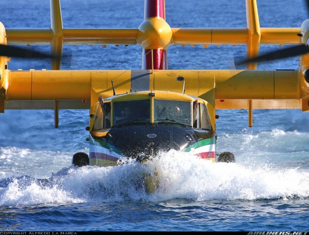 Βυθίστηκε το Canadair 415 ανοιχτά της Μηχανιώνας – Τι λέει το Λιμενικό