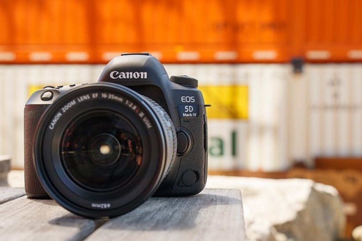 Αυτή είναι η Canon EOS 5D Mark IV