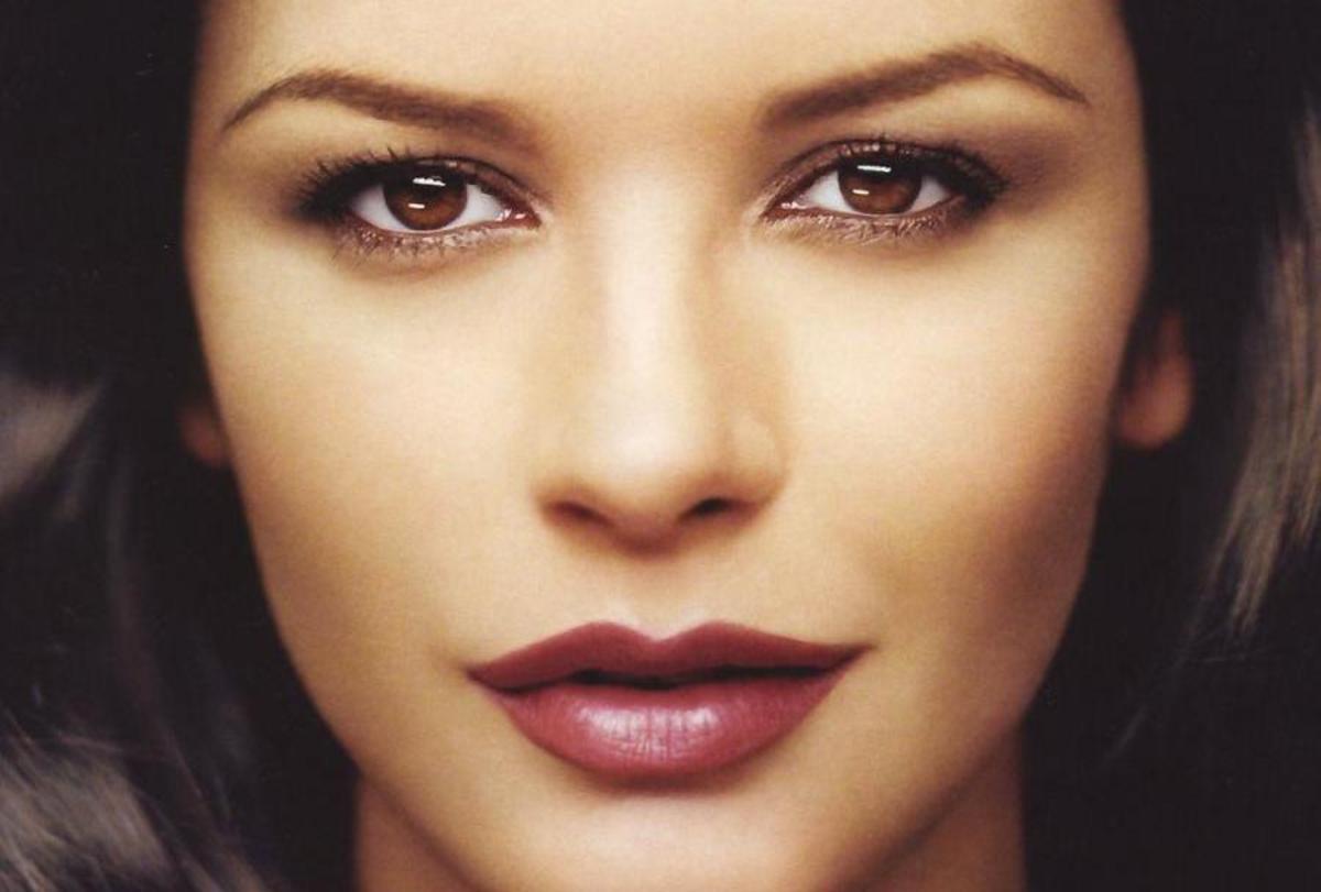 Απαστράπτουσα η Catherine Zeta Jones στην πρώτη της εμφάνιση μετά το χωρισμό!