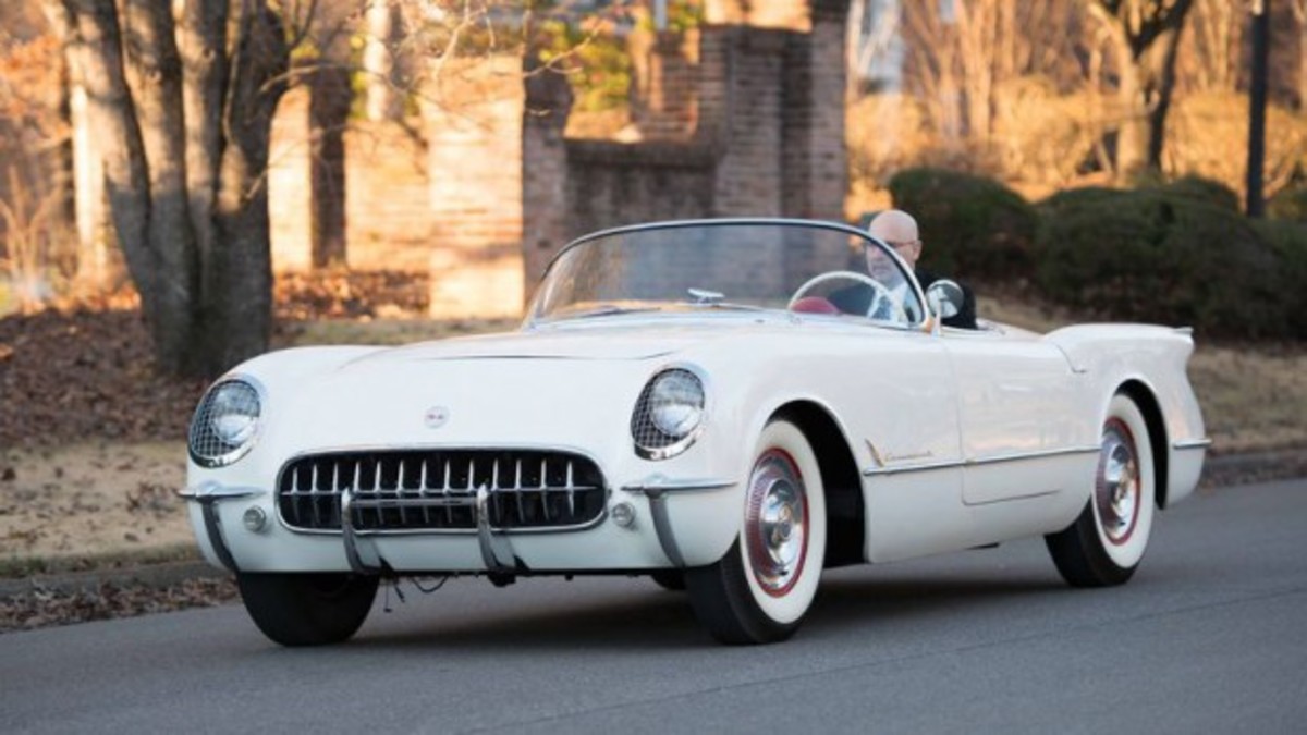 Σε δημοπρασία μια… καινούργια Chevrolet Corvette του 1954