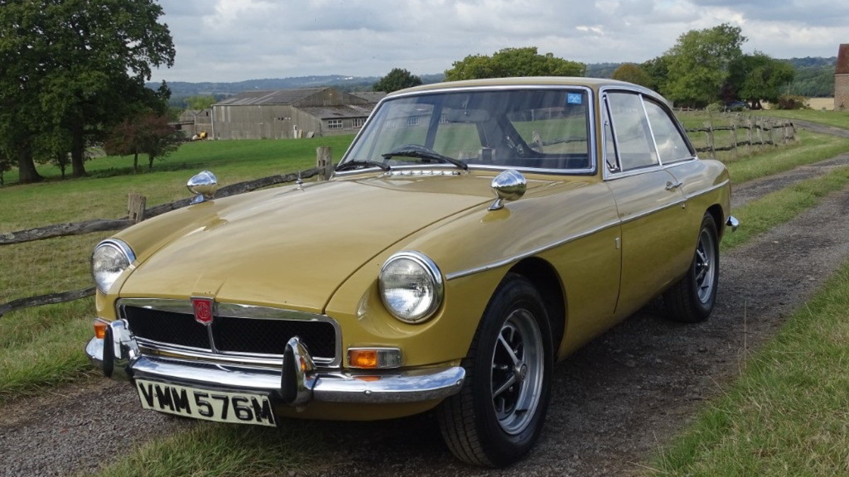 MG MGB GT 1965-1980: Το μικρό βρετανικό κουπέ που έκαψε καρδιές! [pics]
