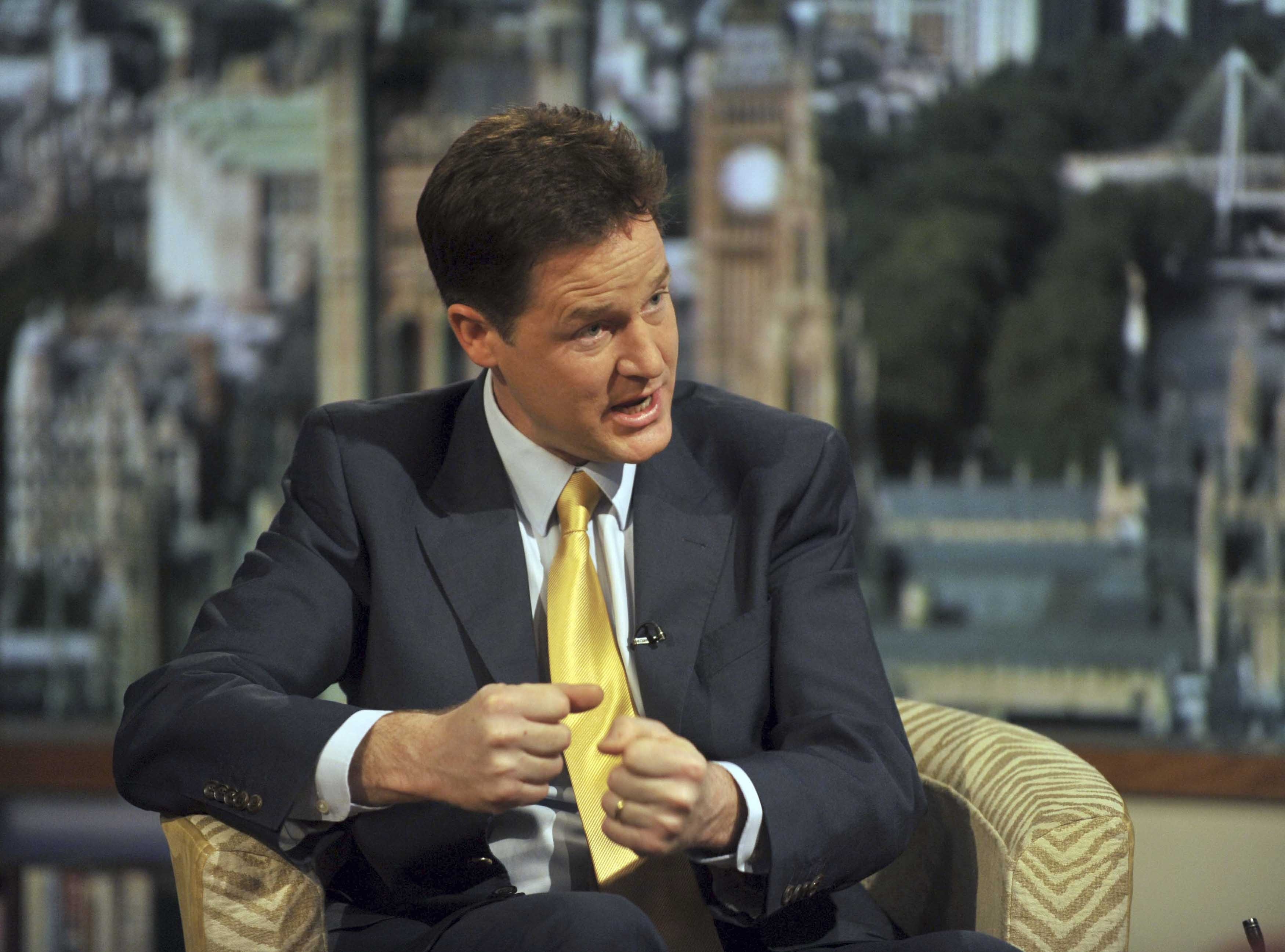 “Η Βρετανία οφείλει να μειώσει το δημόσιο έλλειμμά της”