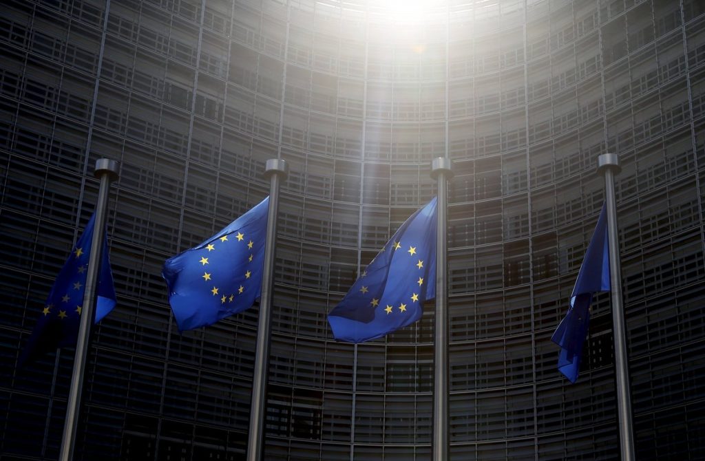 Κομισιόν: Αν δεν κατατεθούν οι νέες ελληνικές προτάσεις…