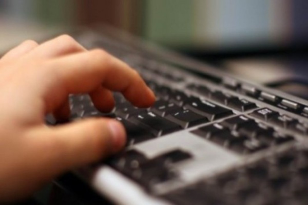 Ρόδος: Στο σκαμνί καθηγητής που έκανε cyber sex με ανήλικη μαθήτριά του