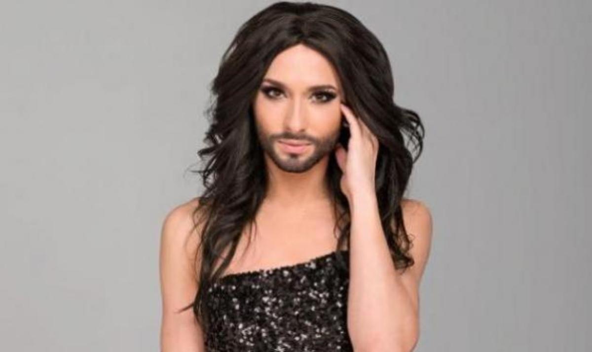 Τελικός διαγωνισμού Eurovision 2015: Η Conchita κάνει βόλτες στην Βιέννη με το μετρό!