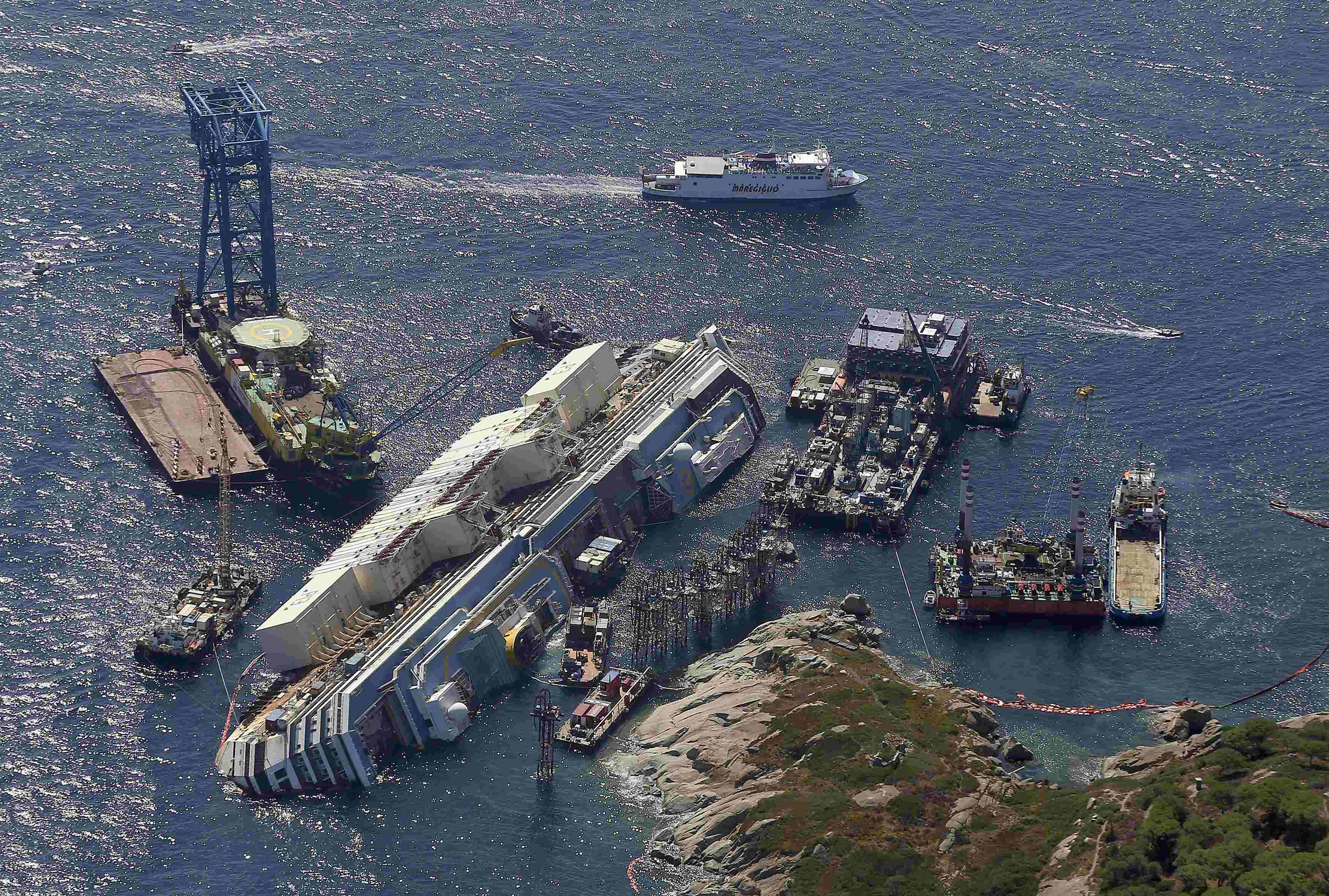 Οστά -πιθανώς- αγνοούμενου βρέθηκαν στο Costa Concordia