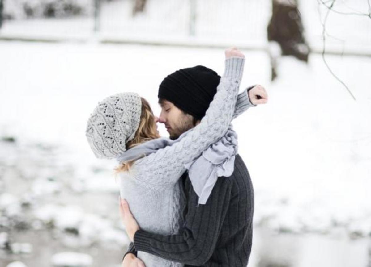 Γιατί δεν μπορούμε να ξεπεράσουμε την πρώτη μας αγάπη;