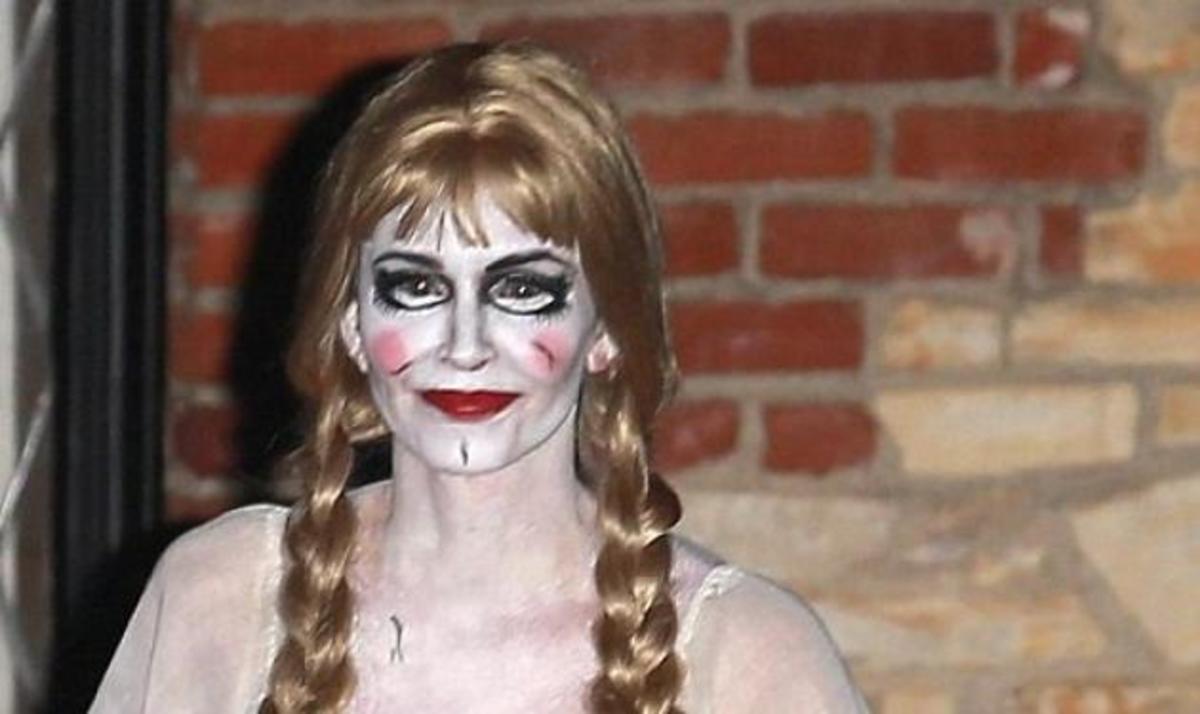 Ποια ηθοποιός φόρεσε αυτή την τρομακτική στολή για το Halloween;