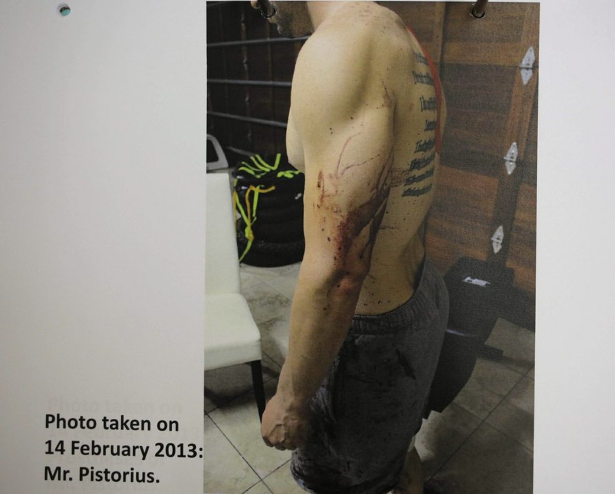 Δίκη Πιστόριους: Νέες σοκαριστικές φωτογραφίες από τον τόπο του εγκλήματος