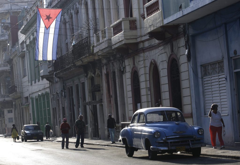 Άρση του εμπάργκο ζητά η Κούβα