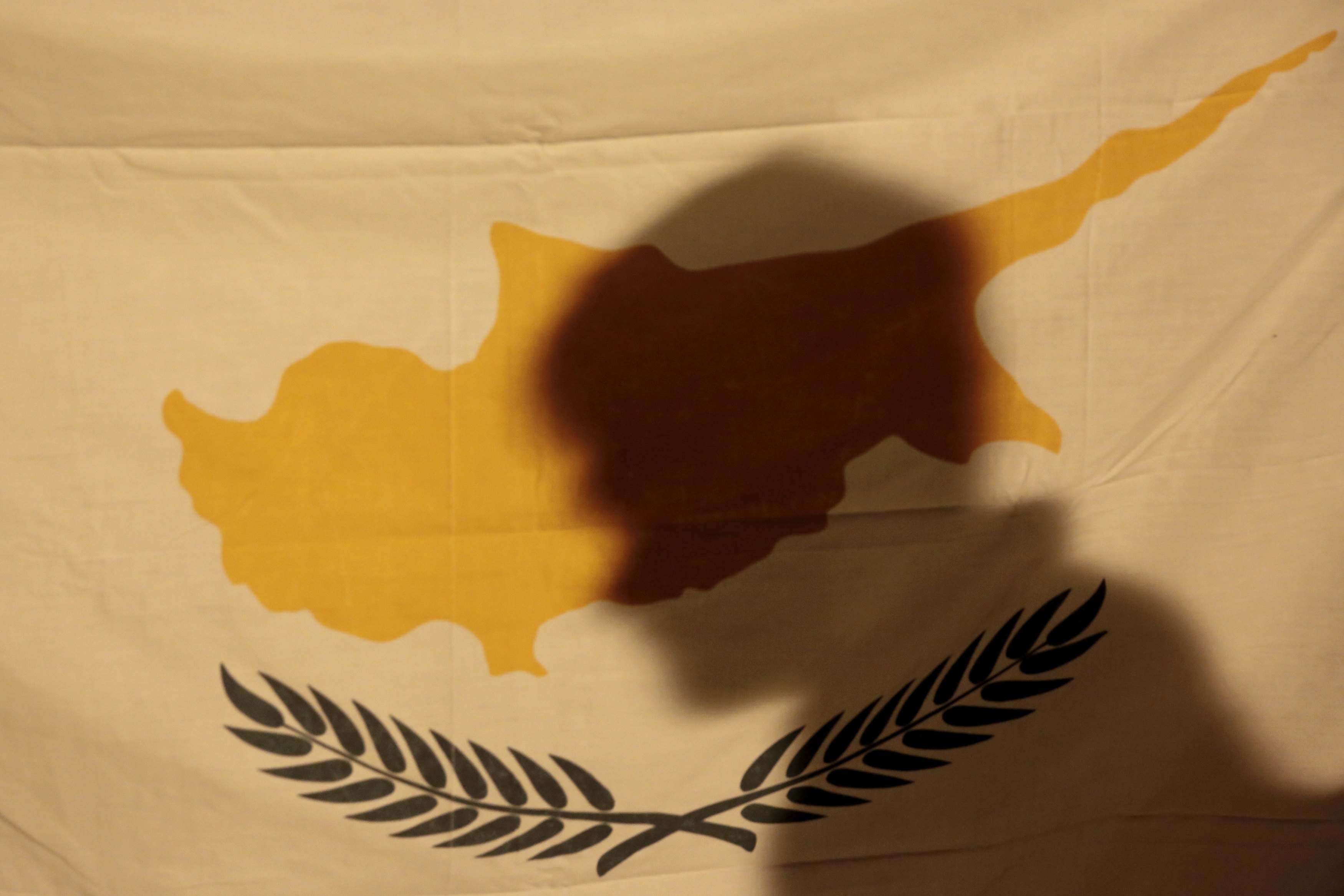 Δέσμια της τρόικας για 22 χρόνια η Κύπρος