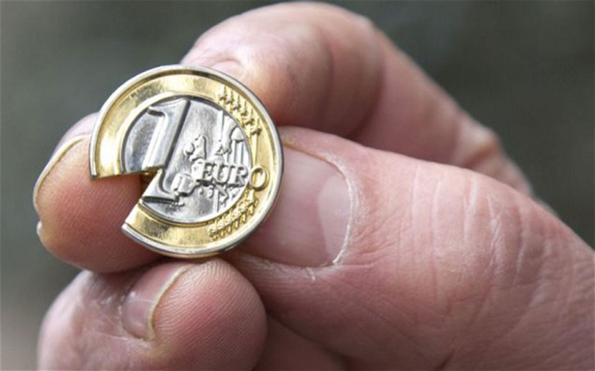 Αυξάνεται ο κίνδυνος εξόδου της Κύπρου από το ευρώ