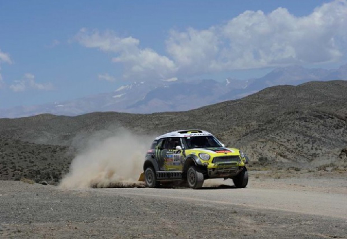 Rally Dakar: Αλλαγή στην κορυφή με τον Roma να περνάει πρώτος (VIDEO)