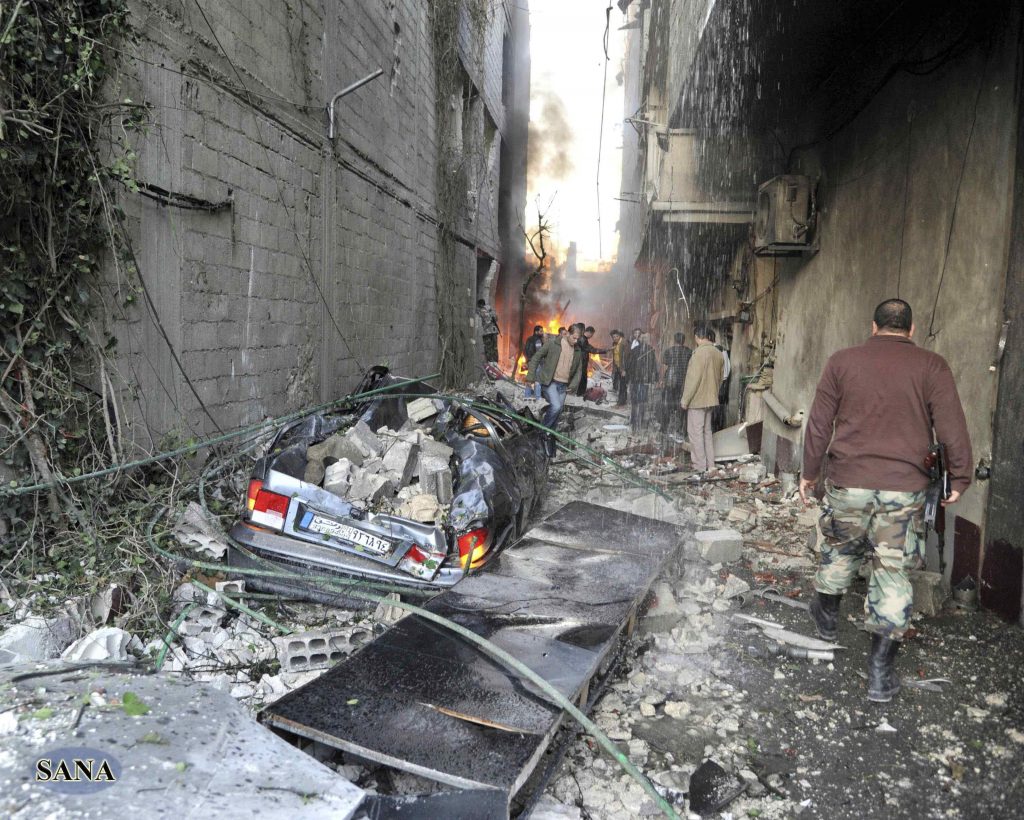 Λουτρό αίματος στη Δαμασκό, 34 νεκροί σε βομβιστική επίθεση (ΦΩΤΟ)
