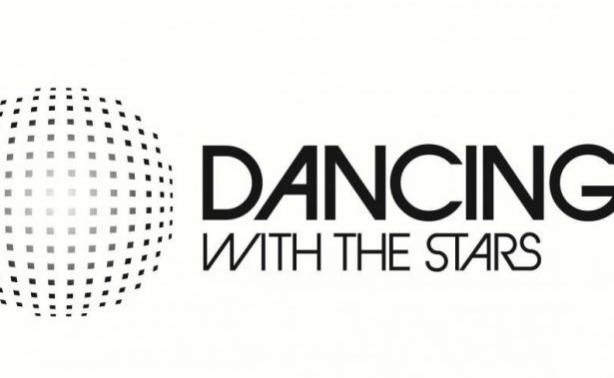 Κριτής – έκπληξη έρχεται στο Dancing With The Stars!