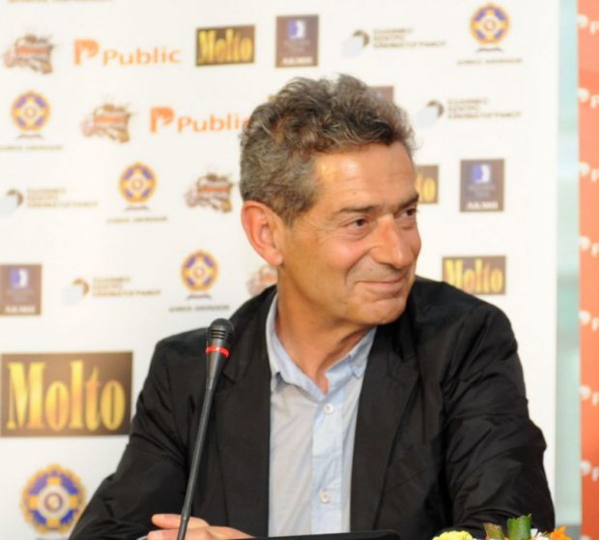 Πόλεμος Δανίκα-Τριανταφυλλίδη! Έγραψε στα “Νέα” για τον Θ. Αγγελόπουλο “Τσιγκούνης και αλαζόνας”!