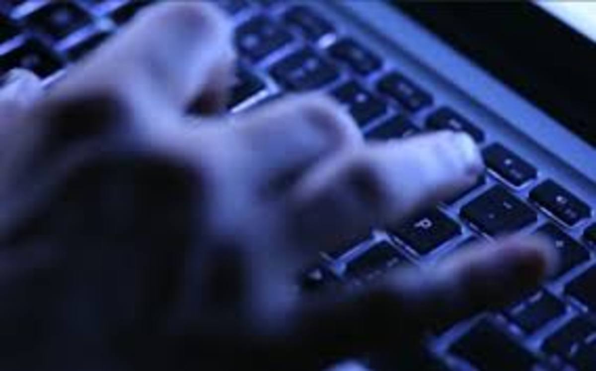 Συνέλαβαν δύο “τέρατα” στην Πάτρα – Υλικό με βιασμούς, κακοποιήσεις και δολοφονίες παιδιών – Το κόλπο του “μυστικού internet”