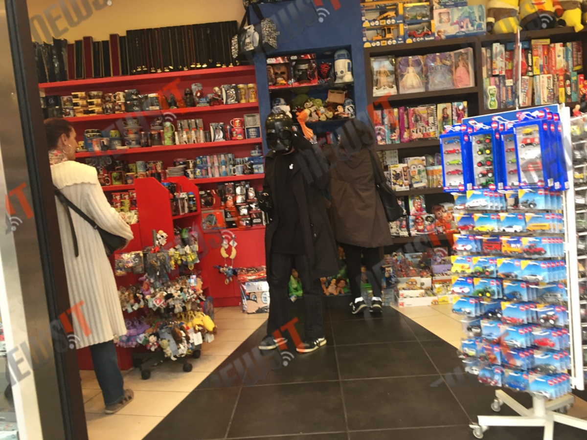 Star Wars: Οι φανατικοί είναι ήδη σινεμά! Πήγε ντυμένος Darth Vader