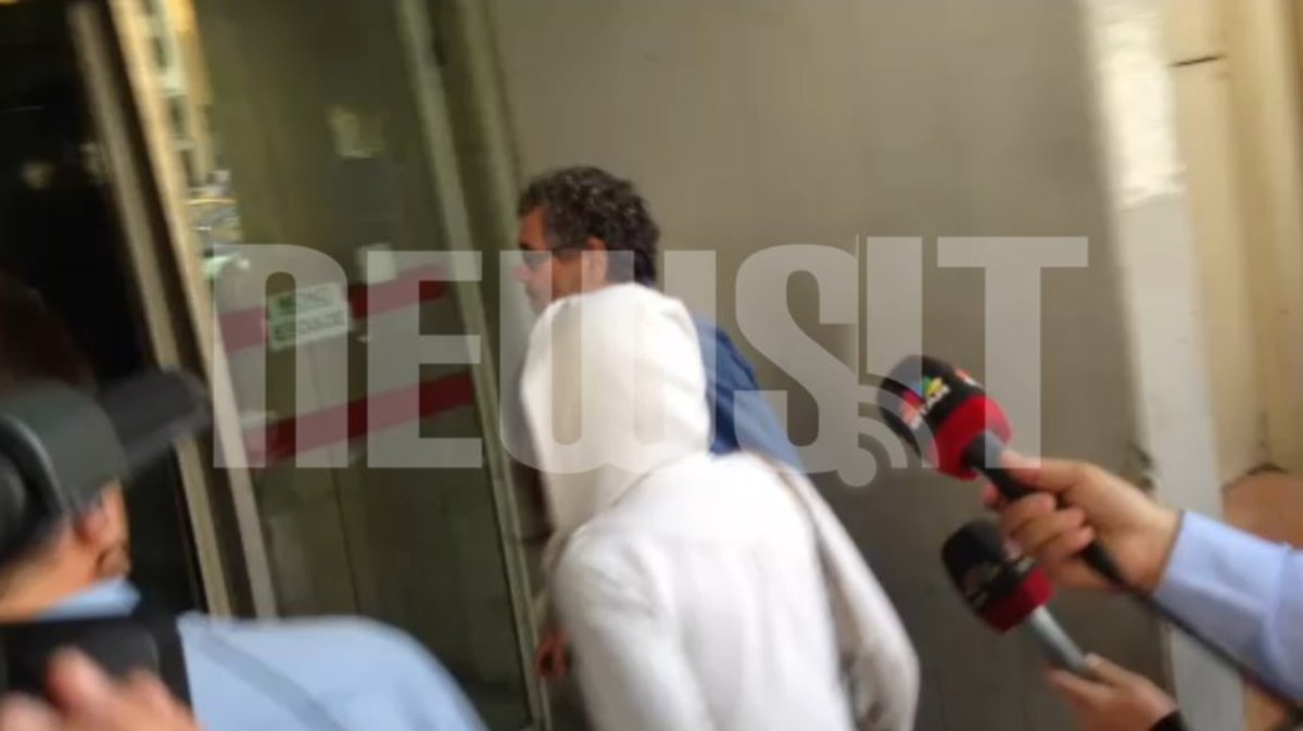 Καταθέτουν πατέρας- κοπέλα Φύσσα