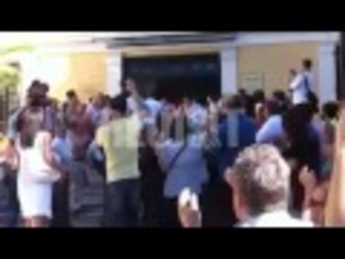 ”Αφήστε τον ελεύθερο”