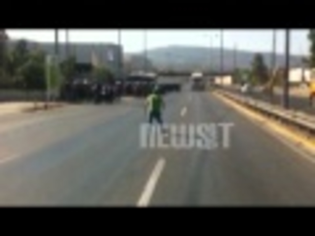 Είσοδος φορτηγών στην Χαλυβουργία