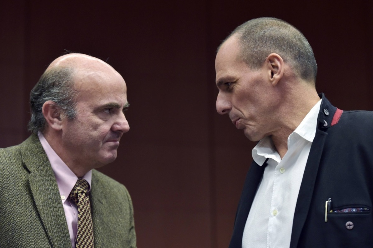 Ο Ισπανός υπουργός Οικονομικών με τον Γιάνη Βαρουφάκη ΦΩΤΟ ΑΡΧΕΙΟΥ REUTERS
