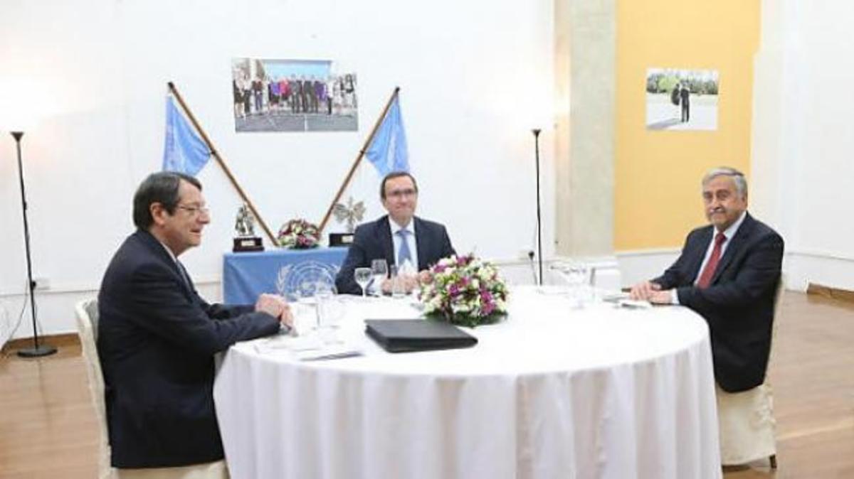 Κυπριακό: Η προφητική φωτογραφία για το δείπνο-«ναυάγιο» [pic]