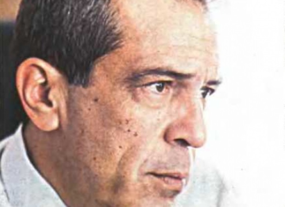 Ο πρωην πρόεδρος του ΔΣ των ΕΑΣ αντιναύαρχος Γιάννης Δεμίρης στο στούντιο του Onalert.gr