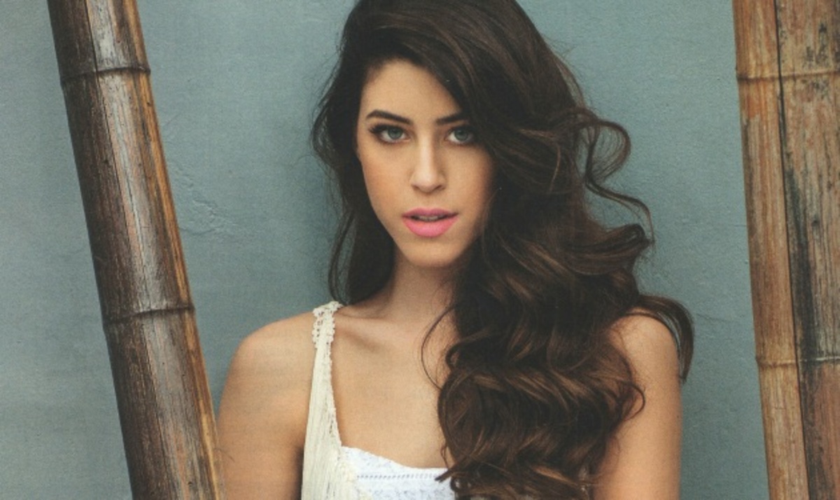 Demy: Δες παιδικές της φωτογραφίες