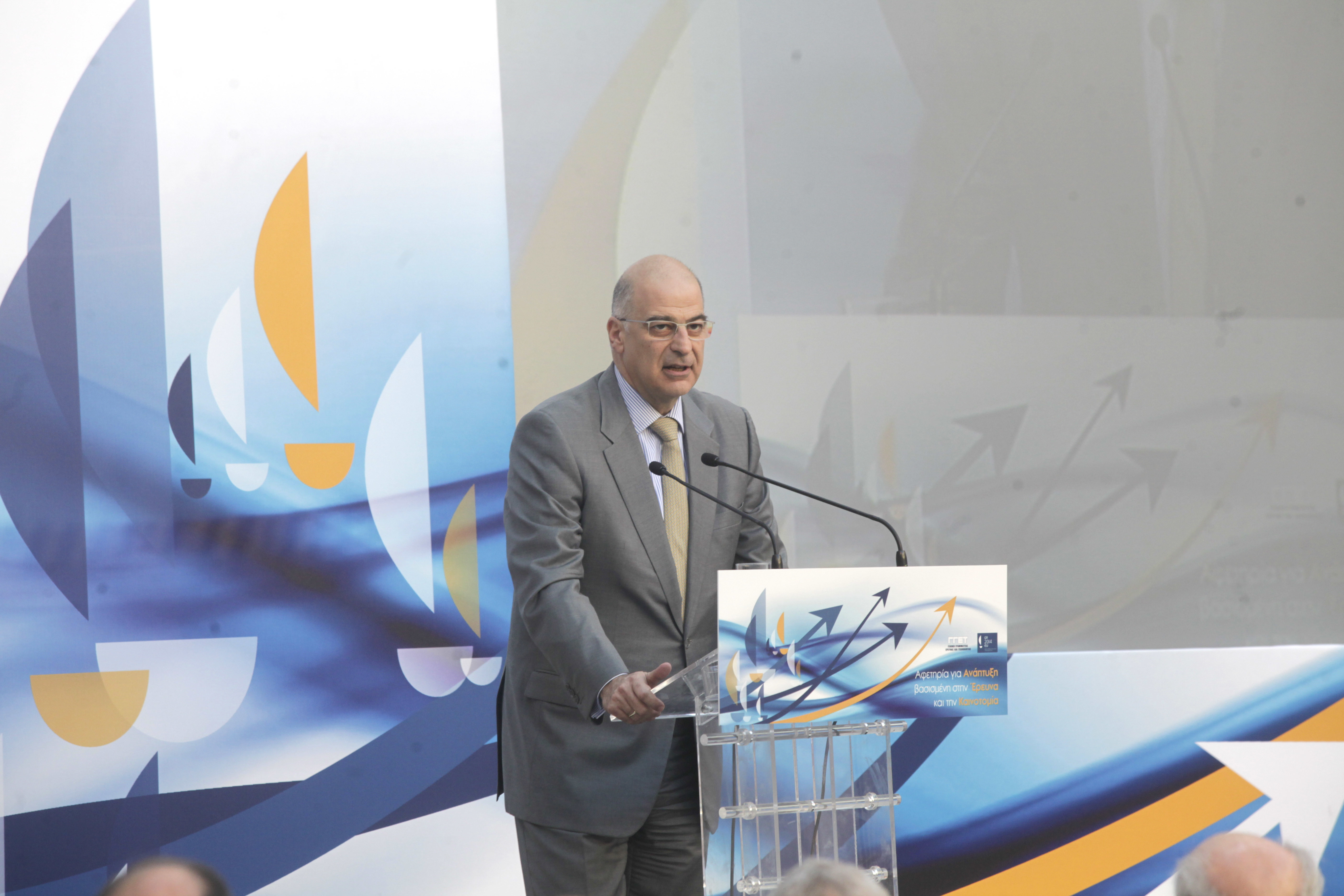 Επίθεση Δένδια σε ΔΕΗ, συνδικαλιστές και ΣΥΡΙΖΑ