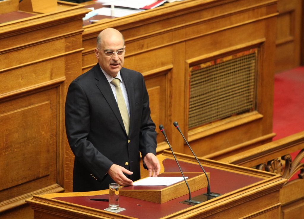 Δένδιας: Αν αποδειχτεί βασανισμός, ο νόμος θα είναι αμείλικτος – Εισαγγελική παρέμβαση για τις φωτογραφίες των τεσσάρων