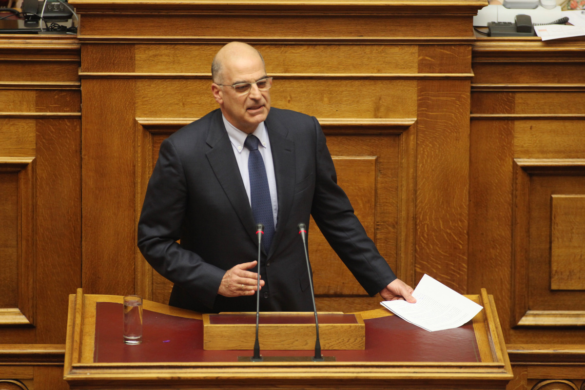 Δένδιας: Ο Τσίπρας δεν έχει μεγάλες διαπραγματευτικές δυνατότητες