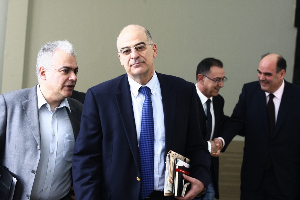 Οργή Δένδια γιατί δεν μίλησε! Έφυγε από τη συνεδρίαση της Πολιτικής Επιτροπής