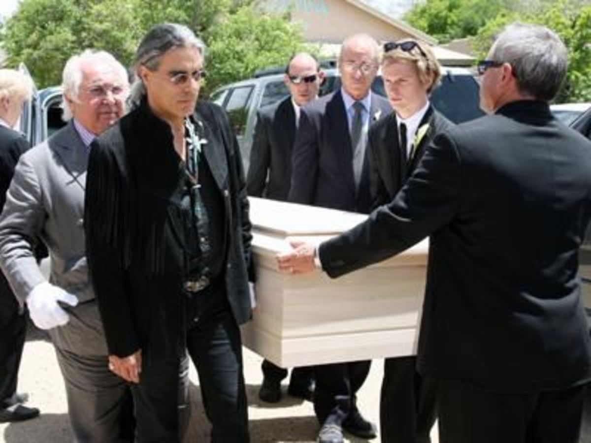 Η κηδεία του Dennis Hopper