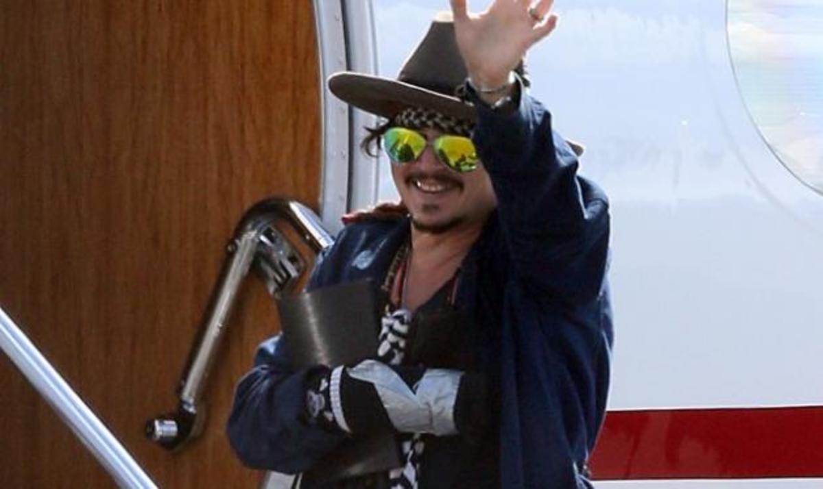 Μπαίνει στο χειρουργείο ο Johnny Depp! Οι πρώτες φωτογραφίες, μετά το ατύχημα