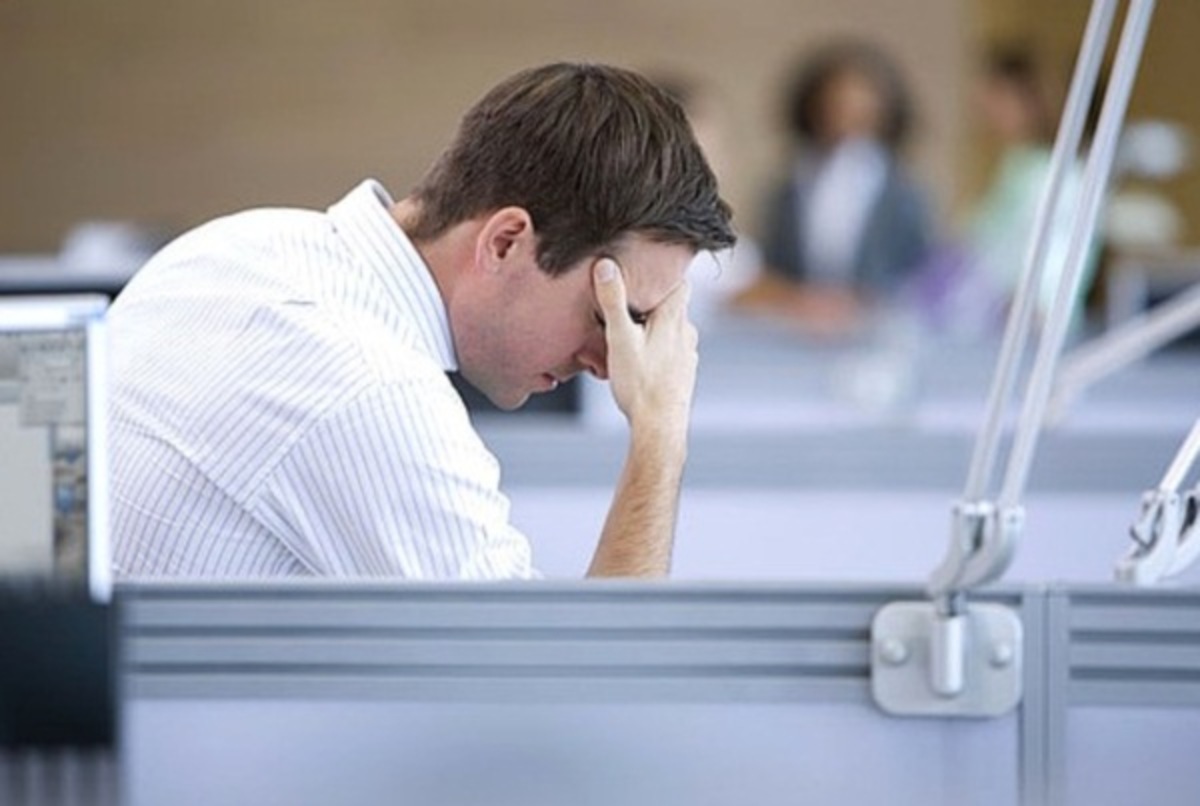 Η Ελλάδα μεταξύ των 10 πιο δυστυχισμένων χωρών του κόσμου