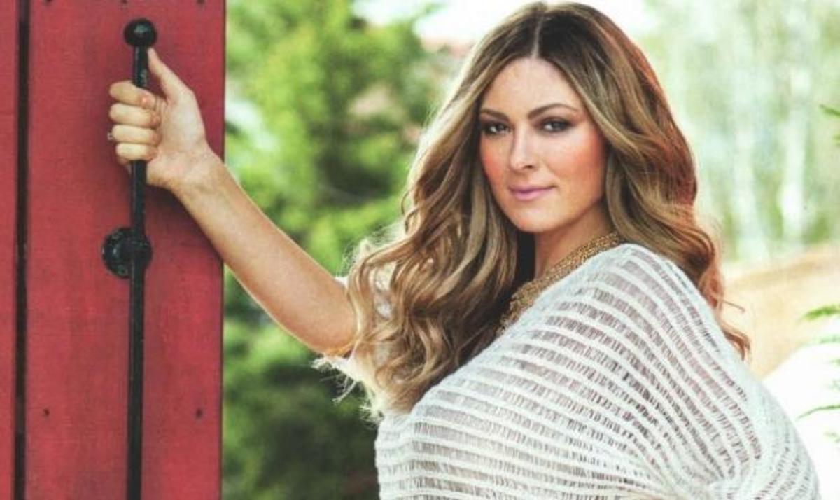 Δέσποινα Καμπούρη: Η κόντρα με την Έλενα Παπαβασιλείου και η φωτογραφία στις Μαλδίβες!